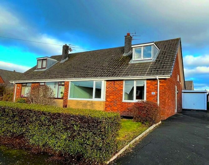 3 Bedroom Semi-Detached Bungalow To Rent In Polefield, Fulwood, Preston, PR2