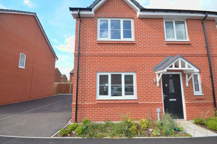4 Bedroom Detached House To Rent In Stansfeld Street, Blackburn, BB2