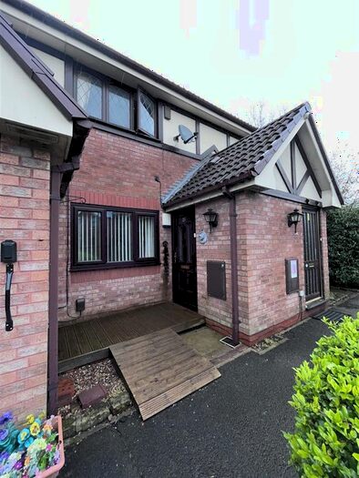 1 Bedroom Flat To Rent In Stamford Court, Ashton-Under-Lyne, OL6