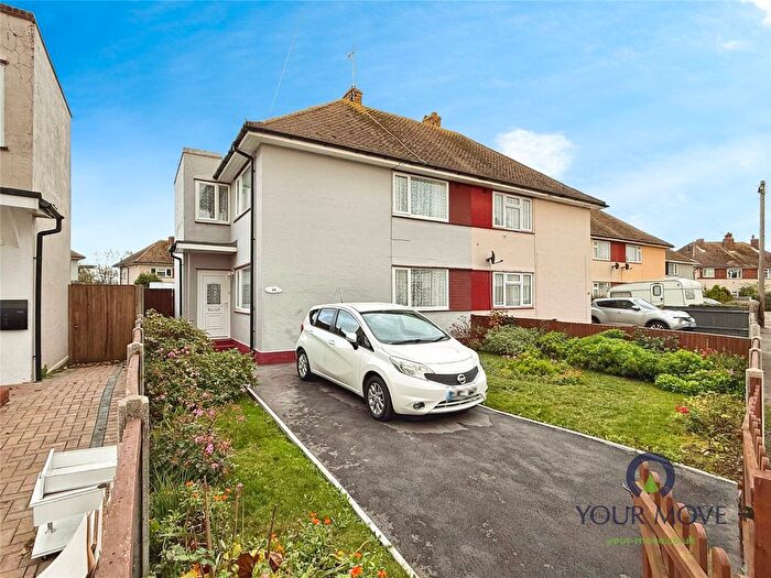 3 Bedroom Semi Detached House For Sale In Kimberley Road, Ramsgate, Kent, CT12