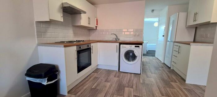 2 Bedroom Flat To Rent In Turnagain Lane, Canterbury, CT1