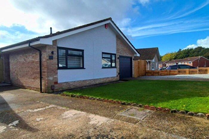 4 Bedroom Property To Rent In Symes Road, Poole, BH15