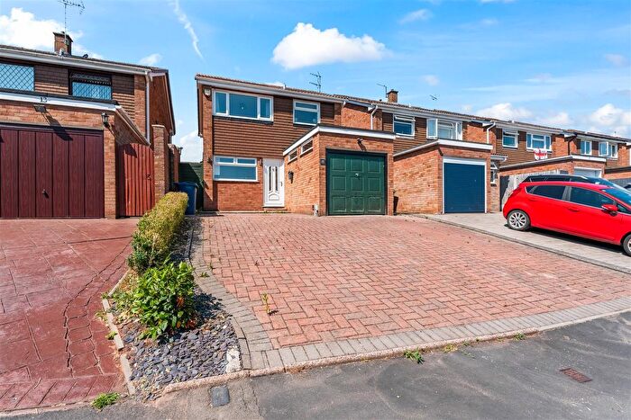 3 Bedroom Detached House To Rent In Chaulden Road, Stafford, ST16