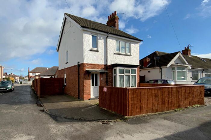 3 Bedroom Detached House For Sale In Weelsby Grove, Grimsby, DN32