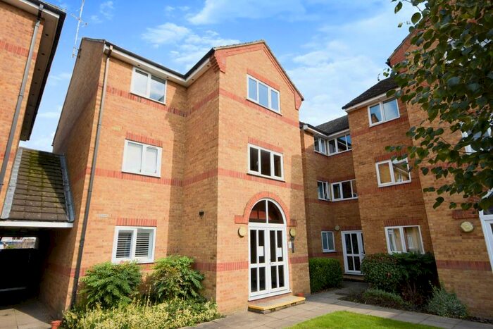 1 Bedroom Flat To Rent In Braizers Quay, Bishops Stortford, CM23