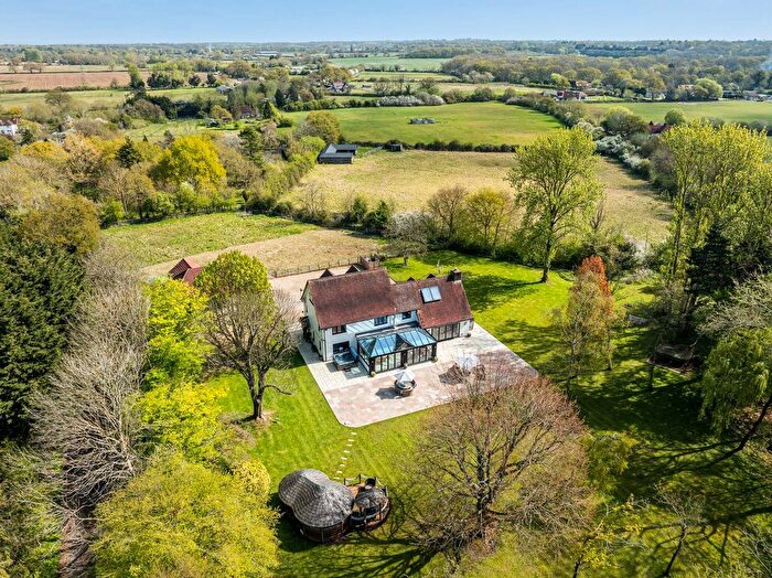 4 Bedroom Detached House For Sale In Little Hill Road, Hurst, RG10