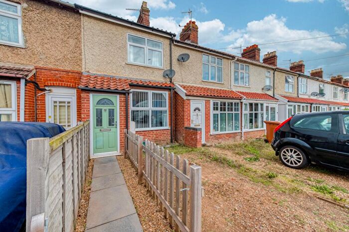 3 Bedroom Terraced House For Sale In Norwich Road, Wroxham, NR12