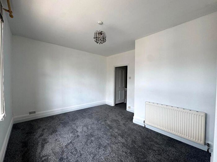 1 Bedroom Flat To Rent In Canterbury Street, Gillingham, ME7