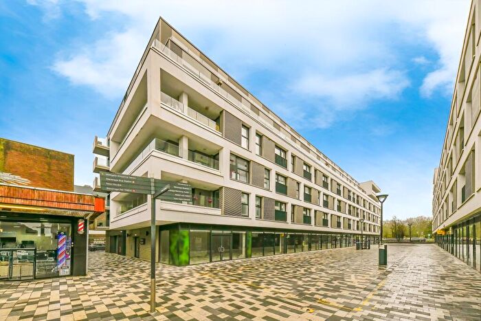 1 Bedroom Flat For Sale In Park Place, Stevenage, Hertfordshire, SG1