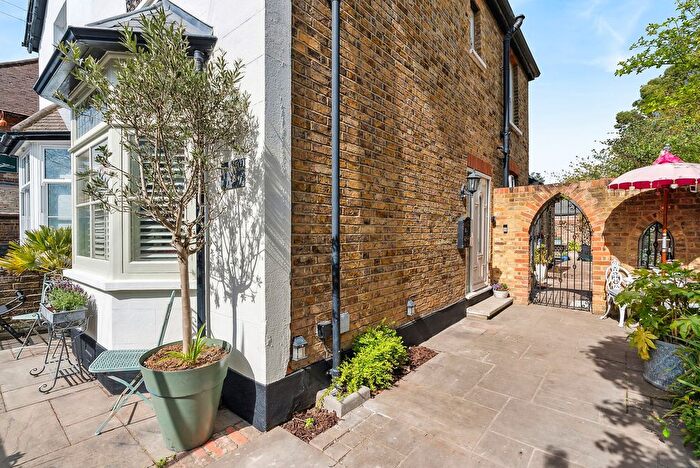 2 Bedroom Semi Detached House For Sale In The Broadway, Laleham Village, TW18