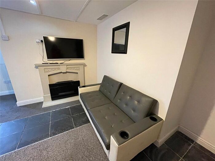 2 Bedroom Apartment To Rent In Kings Arms, Fore Street, Torpoint, PL11