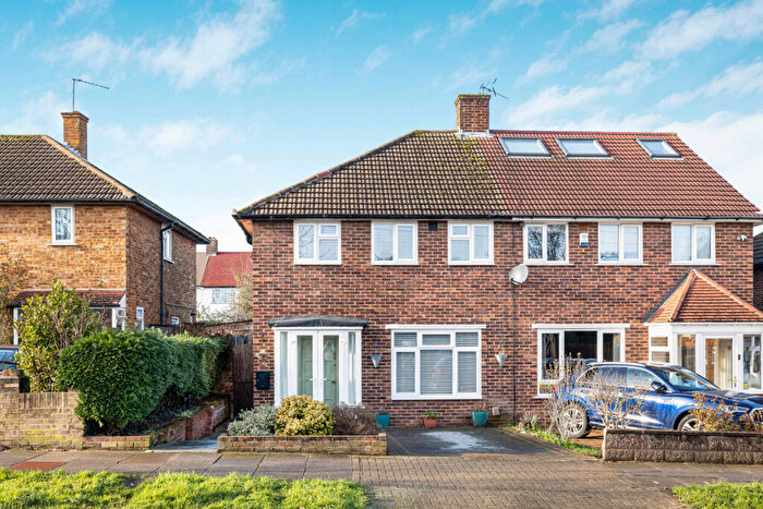 3 Bedroom Semi Detached House For Sale In Orchard Way, Beckenham, BR3