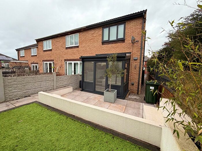 2 Bedroom End Terrace House To Rent In Redbrook Road, Barnsley, South Yorkshire, S75