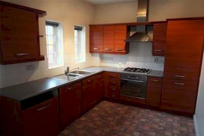 2 Bedroom Mews House To Rent In Butts Green Westbrook WA5