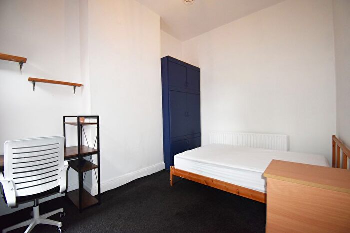 1 Bedroom Terraced House To Rent In Room, Wren Street, CV2