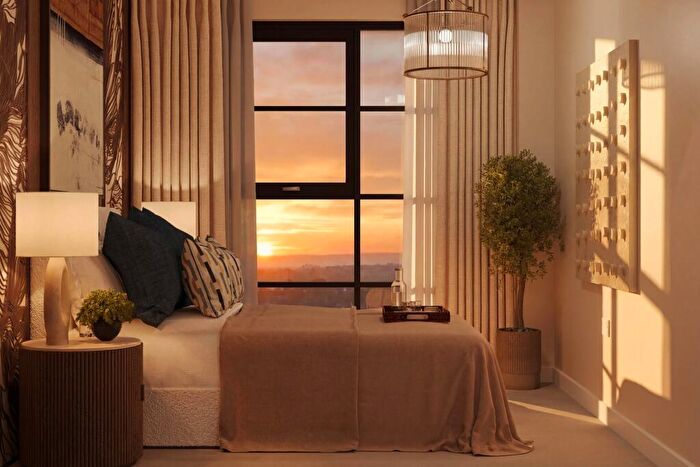 2 Bedroom Apartment For Sale In Burlington Road, New Malden, Surrey, England, KT3