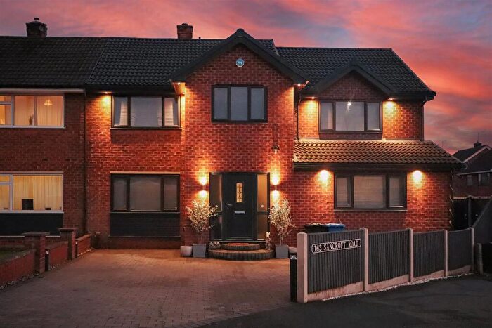 4 Bedroom Semi-Detached House For Sale In Sancroft Road, Spondon, Derby, DE21