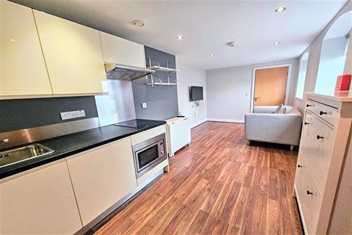1 Bedroom Apartment To Rent In Huttons Buildings, City Centre, S1
