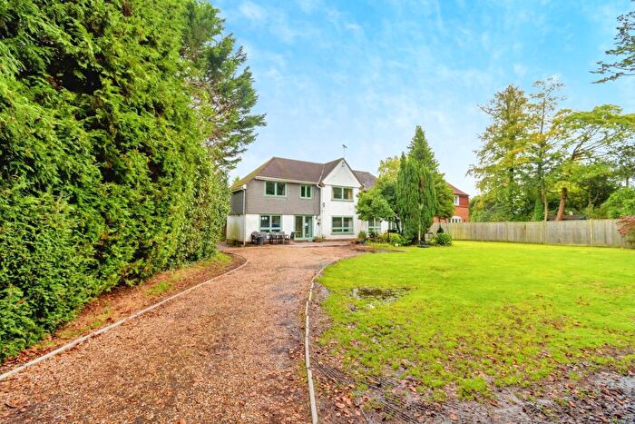 4 Bedroom Detached House For Sale In Goose Green, Lyndhurst, Hampshire, SO43