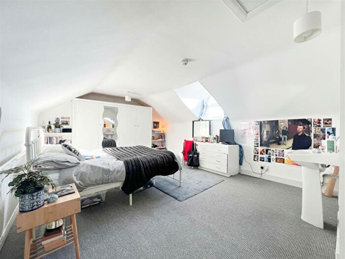 7 Bedroom House To Rent In Glossop Road, Sheffield, S10