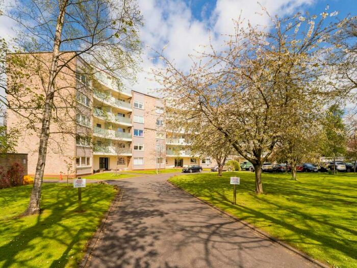 2 Bedroom Flat To Rent In Barnton Court, Barnton, Edinburgh, EH4