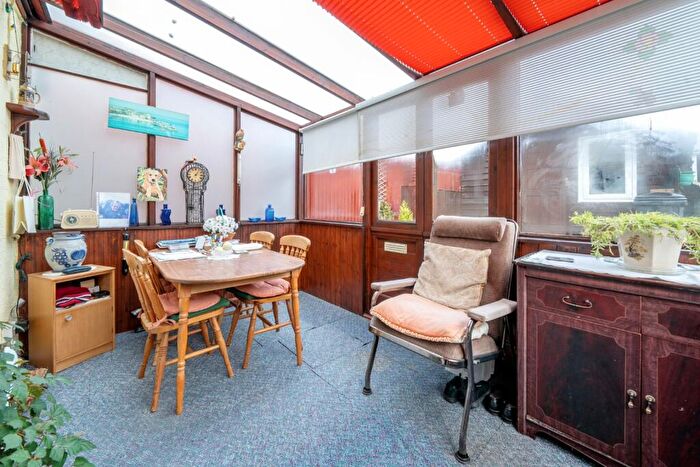 3 Bedroom End Of Terrace House For Sale In Franklin Road, Twyford, Winchester, Hampshire, SO21