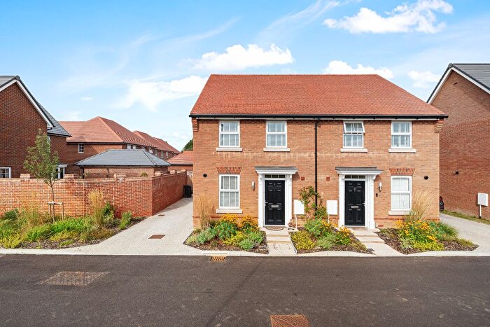 3 Bedroom Semi-Detached House For Sale In Liddicoat Road, Staplehurst, Tonbridge, Kent, TN12