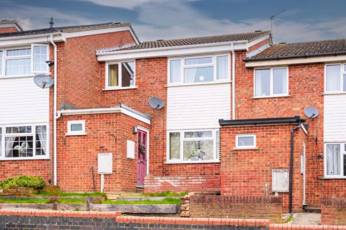 3 Bedroom Terraced House For Sale In Hawkins Close, Rothwell, Kettering, NN14