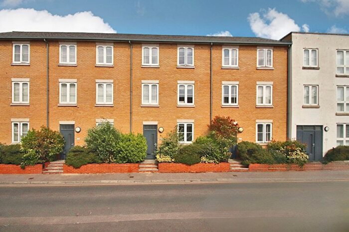 3 Bedroom Terraced House To Rent In Golf Road, Deal, CT14