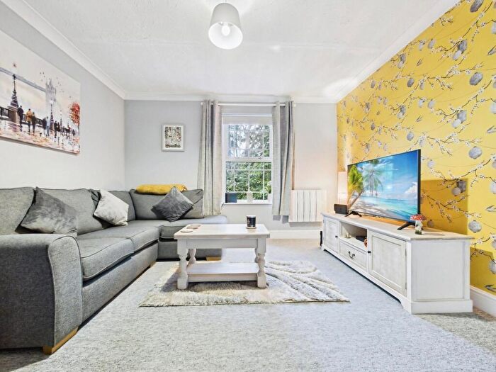 1 Bedroom Apartment For Sale In St Annes Road, Southampton, SO19