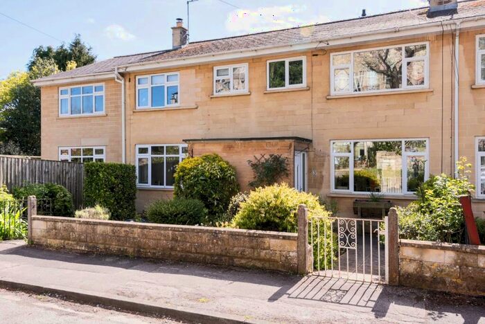 3 Bedroom House To Rent In Ringswell Gardens, Bath, BA1
