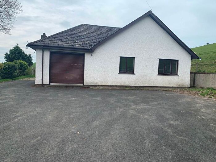 4 Bedroom Bungalow To Rent In Bow Street, SY24