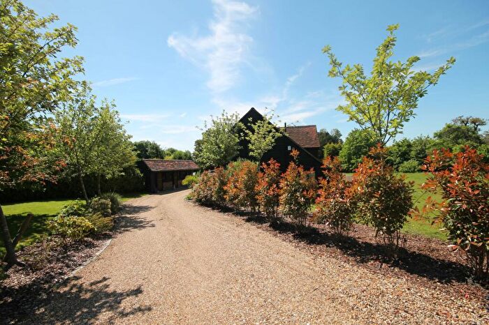 6 Bedroom Detached House To Rent In Farnham Park Lane, Farnham Royal, SL2