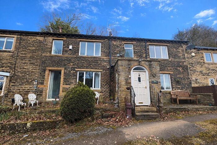 2 Bedroom Cottage For Sale In Lower Clough, Wood View, Denholme, BD13