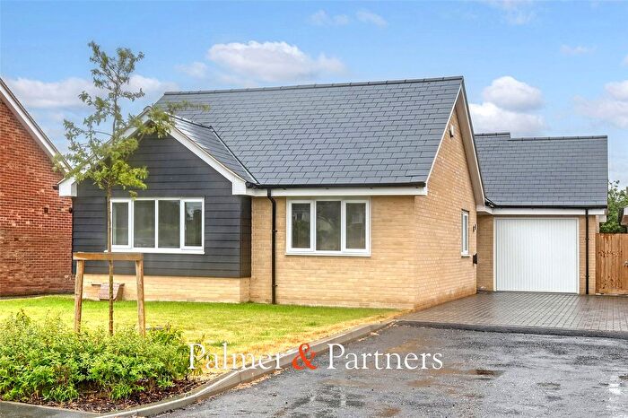 3 Bedroom Bungalow For Sale In Nursery Field, Thorpe-Le-Soken, Essex, CO16