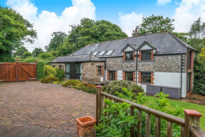 6 Bedroom Barn Conversion For Sale In Kingston, TQ7