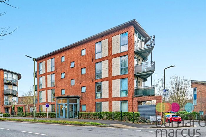 2 Bedroom Flat For Sale In Lanacre Avenue, London, NW9