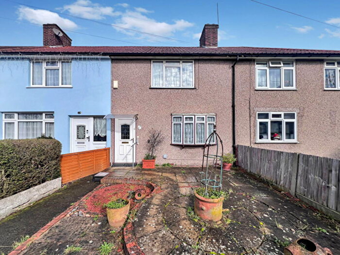 2 Bedroom Terraced House For Sale In Keppel Road, RM9