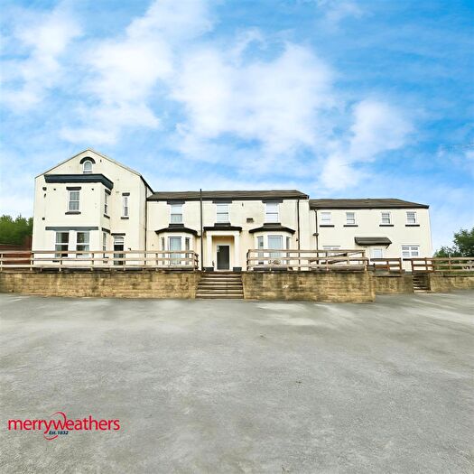 2 Bedroom Flat To Rent In Millhouse Court, Dalton, Rotherham, S65