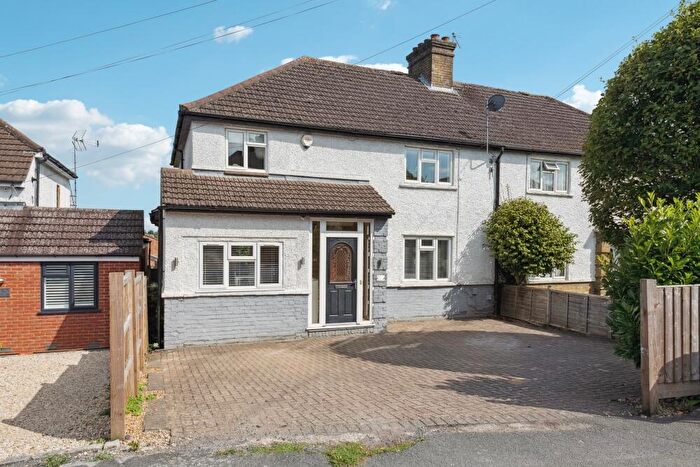 4 Bedroom House To Rent In Lovel Road, Chalfont St Peter, Gerrards Cross, SL9