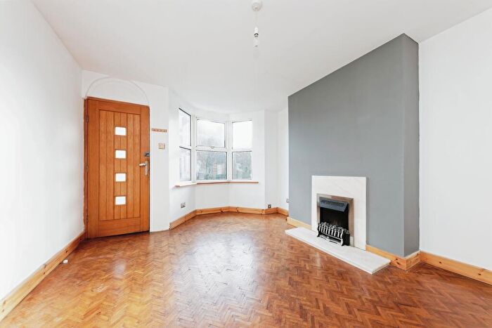 4 Bedroom Terraced House For Sale In West Cliff Road, Ramsgate, CT11