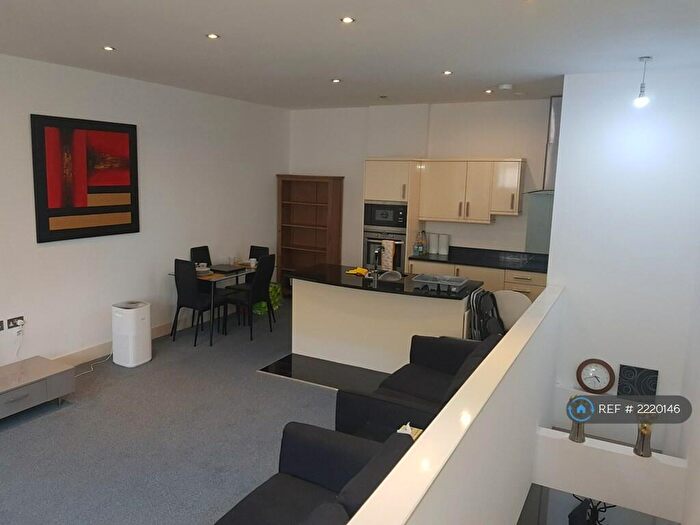 2 Bedroom Flat To Rent In The Axis, Nottingham, NG1