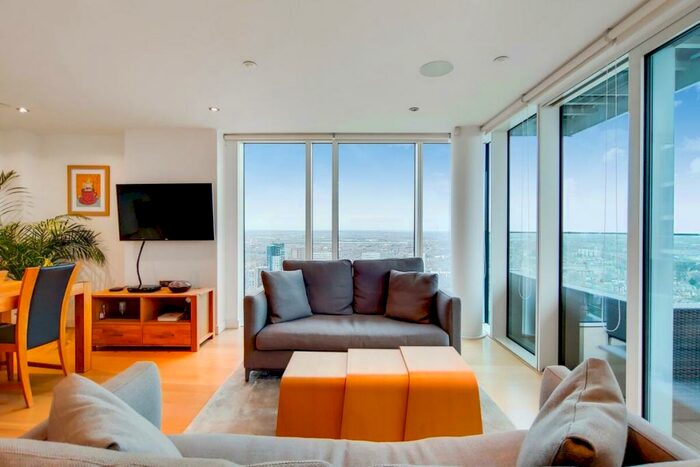 3 Bedroom Penthouse To Rent In Residence Tower, Woodberry Grove, N4