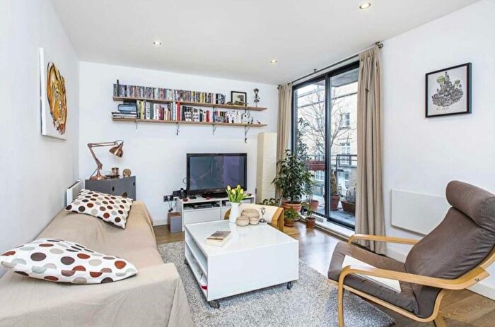 2 Bedroom Flat To Rent In Greatorex Street, Spitalfields, E1