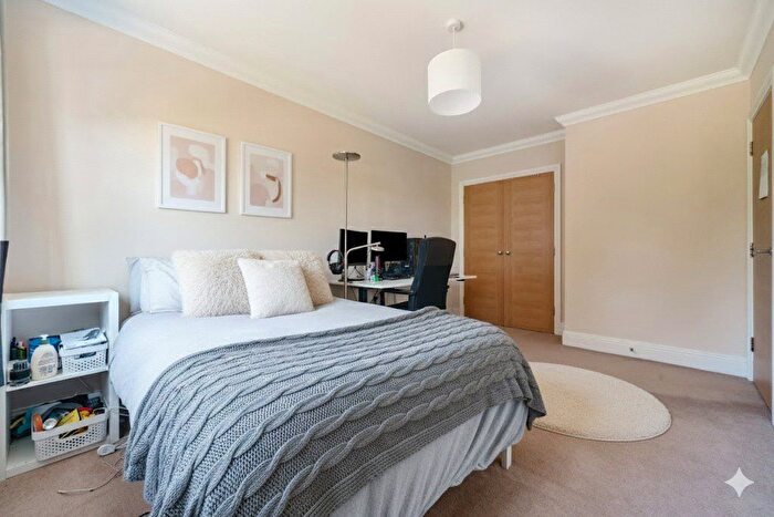 4 Bedroom Detached House For Sale In Tanners Close, Burghfield Common, Reading, Berkshire, RG7