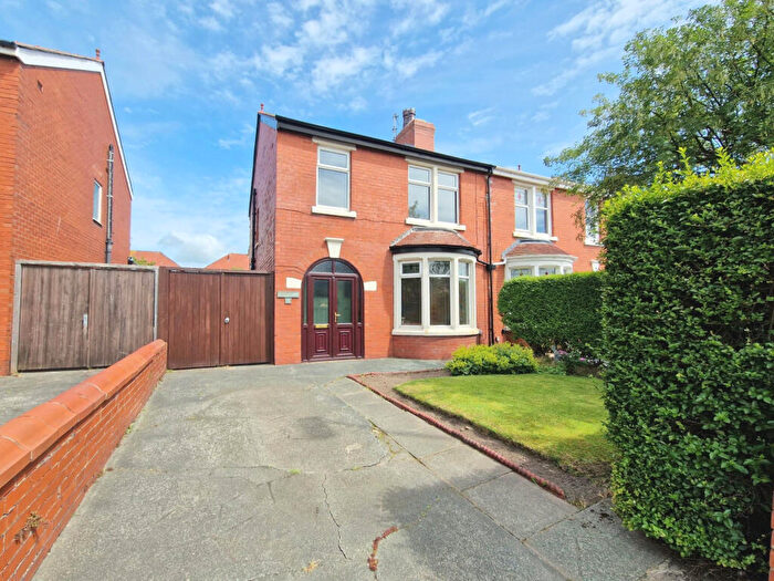 3 Bedroom Semi-Detached House For Sale In Bispham Road, Bispham, FY2