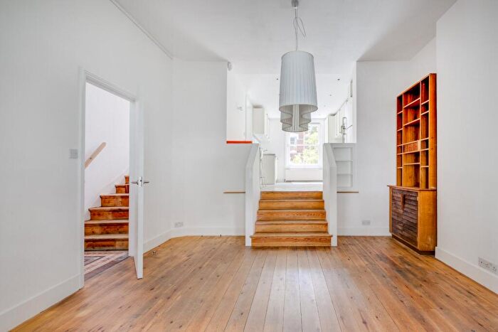 4 Bedroom Terraced House To Rent In Hamilton Gardens, London, NW8