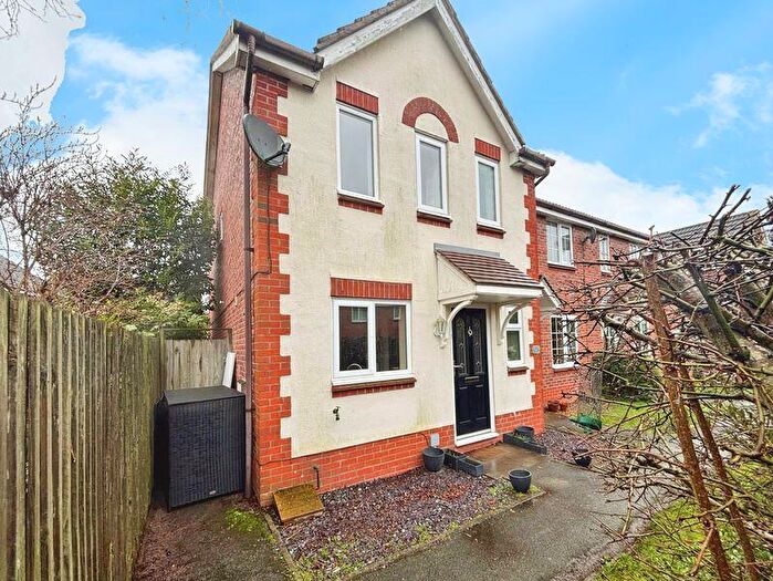 3 Bedroom Detached House For Sale In Birch Close, Sutton Coldfield, B76