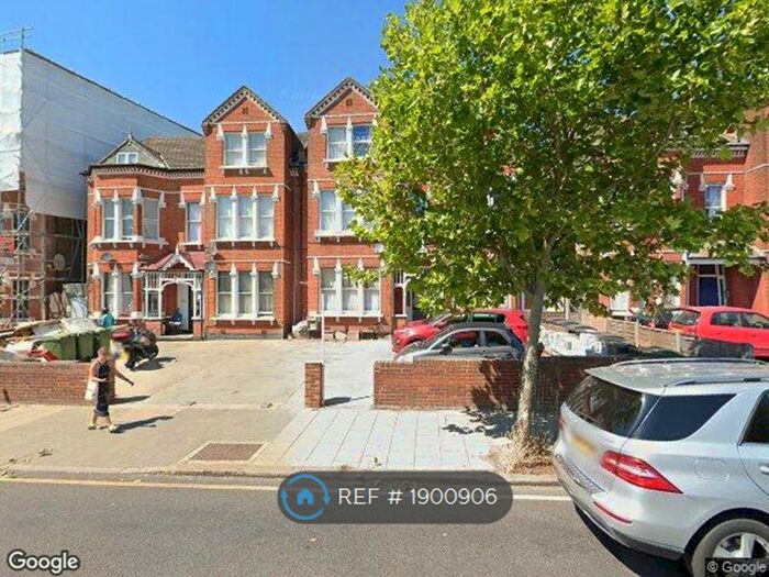 1 Bedroom Flat To Rent In Herne Hill, London, SE24