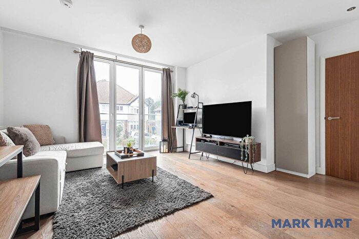 1 Bedroom Flat For Sale In Knoll Rise, Orpington, BR6